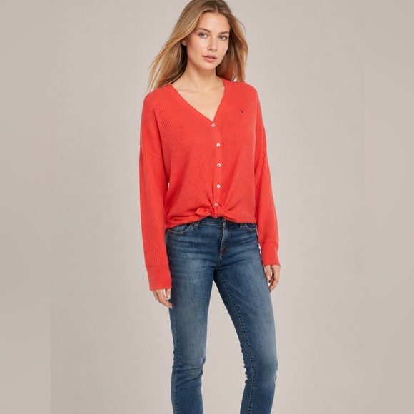 Tommy Hilfiger Tops - 🟪Firm Price🟪 Tommy Hilfiger Tie-Hem V-Neck orange Top